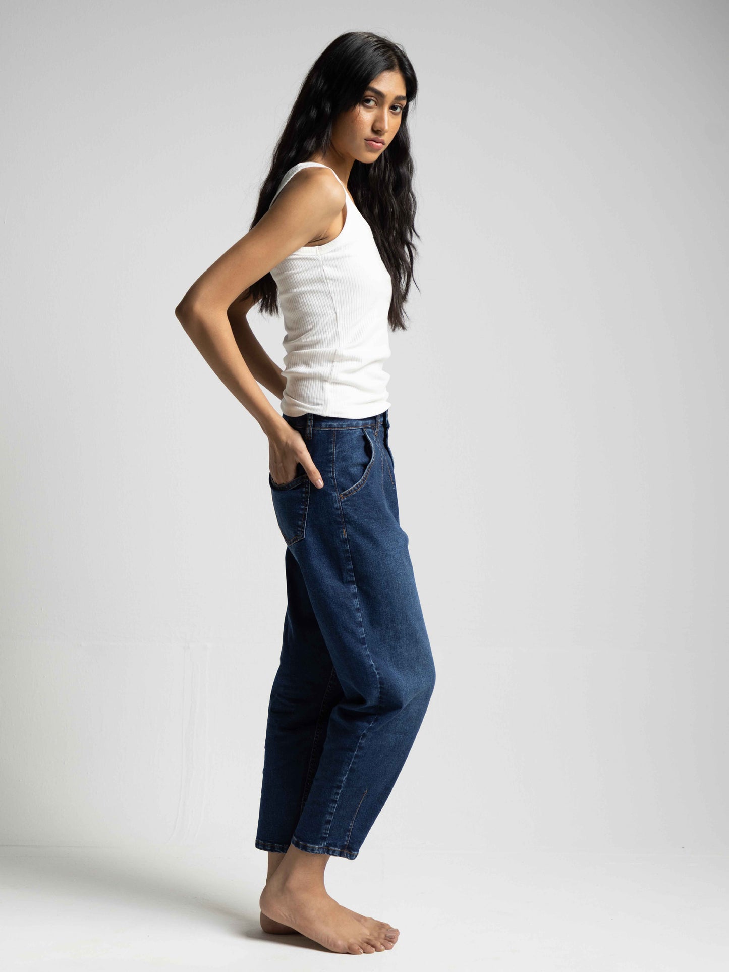 Loujain Balloon Jeans
